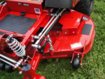 Ferris ISX 800 60 In. 27 HP Briggs & Stratton CXi Zero Turn Mower 5902172 - Image 2