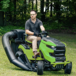 John Deere 2 Bagger for Riding Mower - Image 6